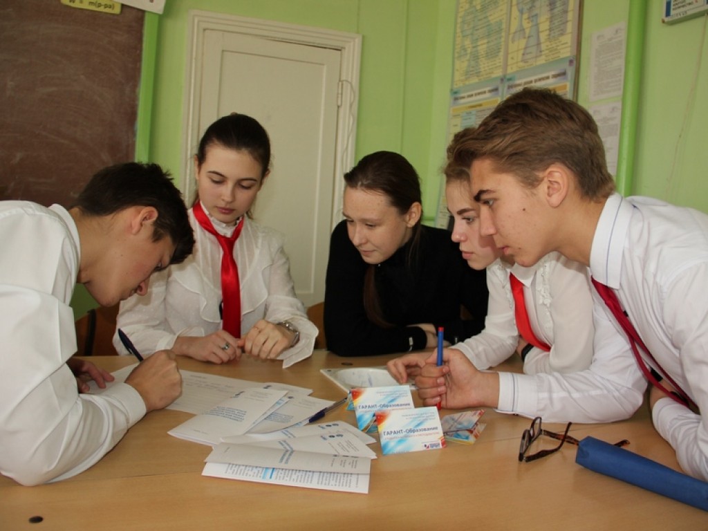 В Токаревке состоялись интеллектуальные игры для старшеклассников